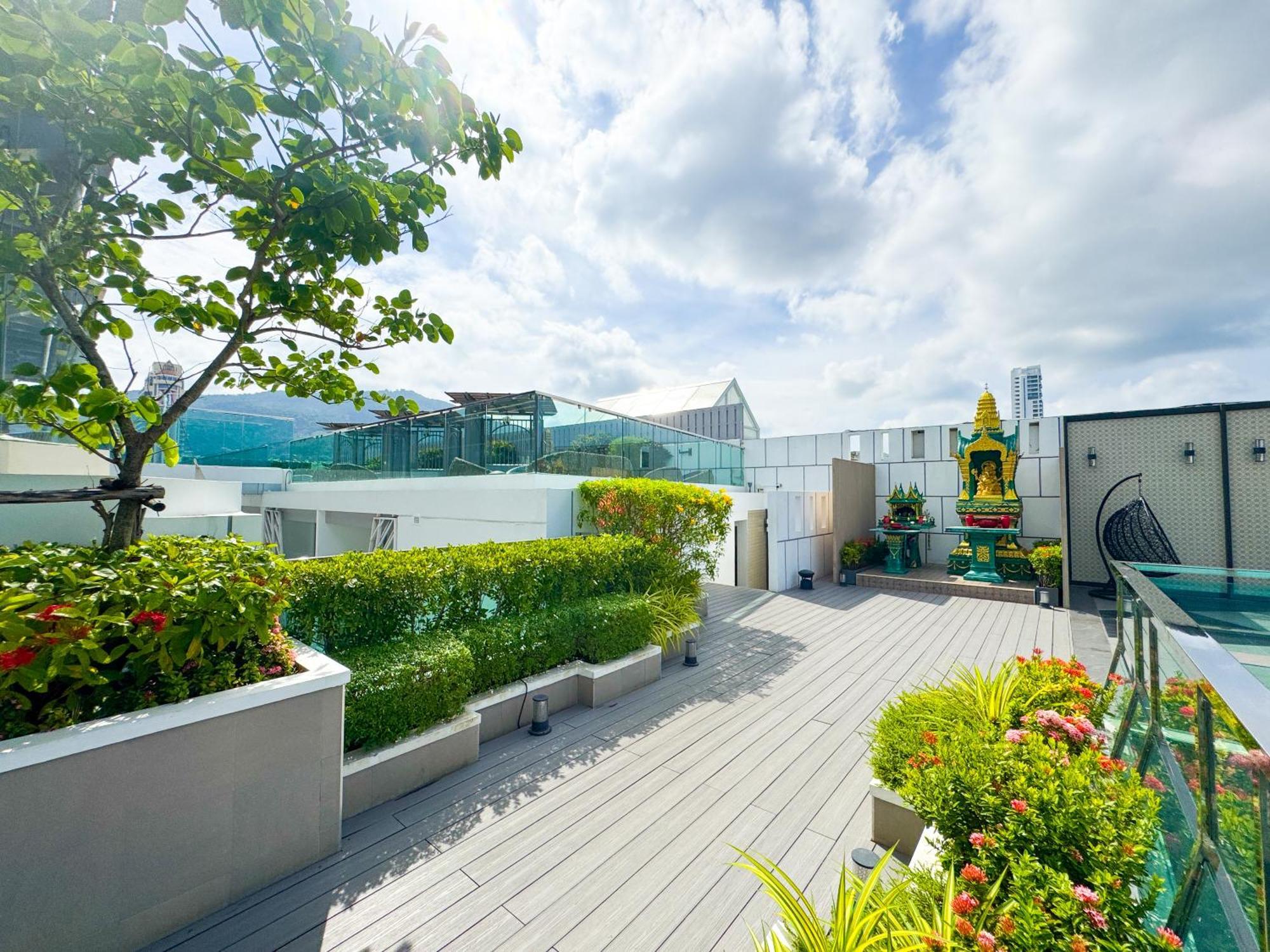 Clarian Hotel Beach Patong 外观 照片
